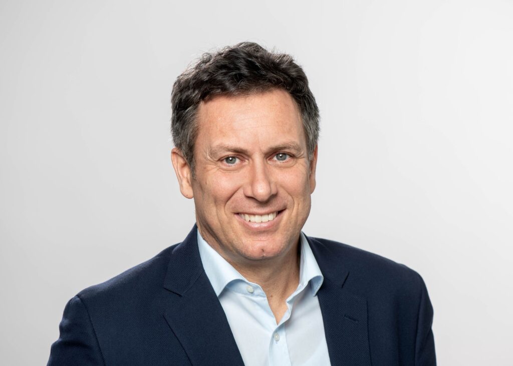 Profilbild von Prof. Dr.-Ing. Klaus Bogenberger, Lehrstuhlinhaber für Verkehrstechnik an der TU München; Mitglied der Projektkonsortien aqt, COLTOC, SASIM, STEAM, Testkreuzung, DatSim 2.0, EPURA und ReFuMoLab_Garching.