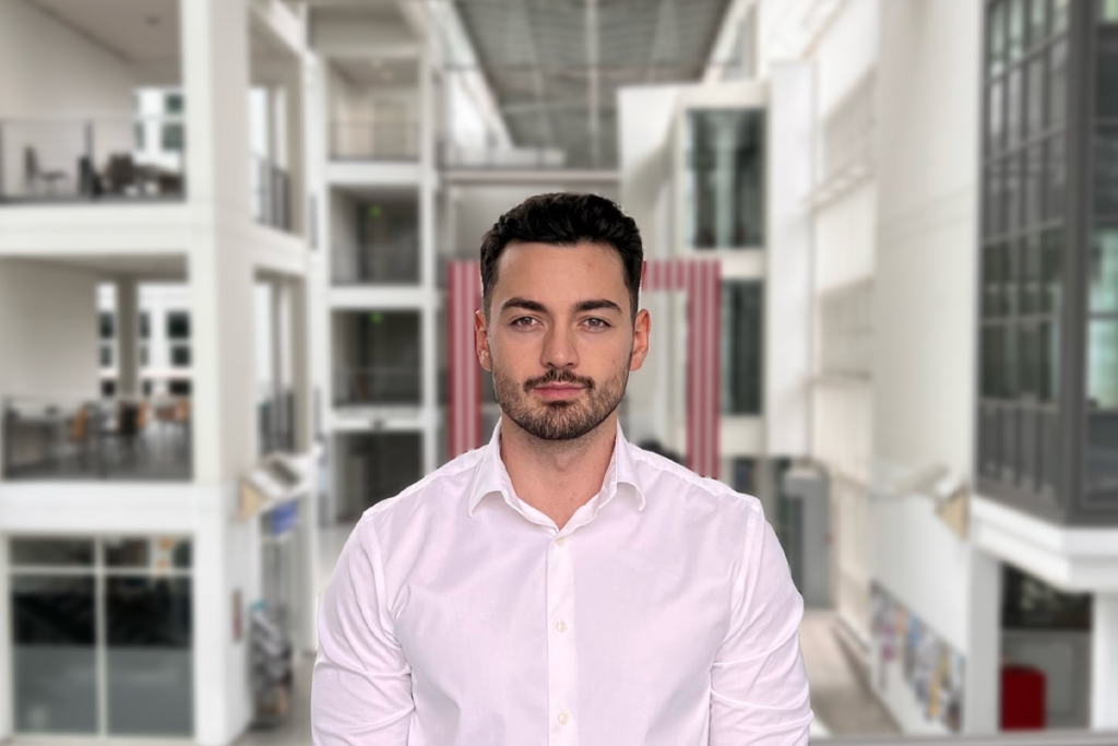 Profilbild von Gemb Kaljavesi, Wissenschaftlicher Mitarbeiter am Lehrstuhl für Fahrzeugtechnik an der TU München; Mitglied des Projektkonsortiums Wiesn Shuttle.