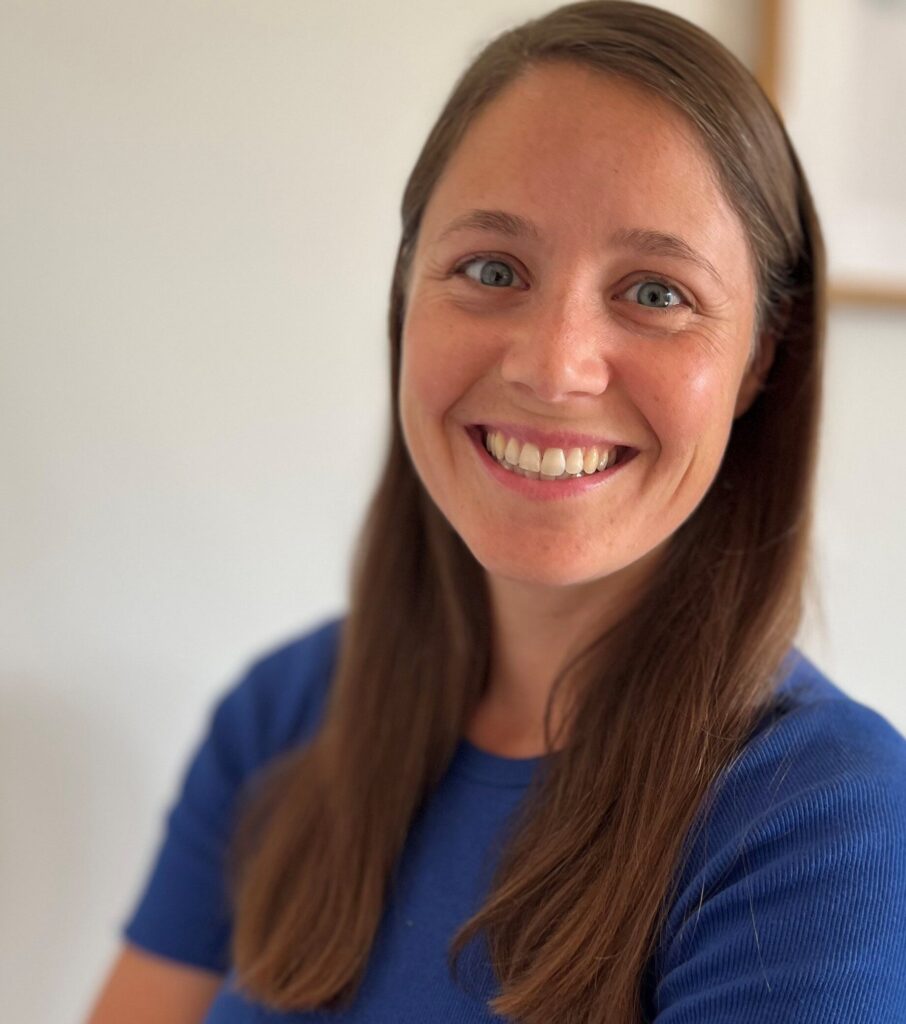 Profilbild von Carolin Zimmer, Wissenschaftliche Mitarbeiterin am Lehrstuhl Siedlungsstruktur und Verkehrsplanung an der TU München sowie Projektleitung in den Projekten EPURA und WiPa; Mitglied des MCube Strategieteams.