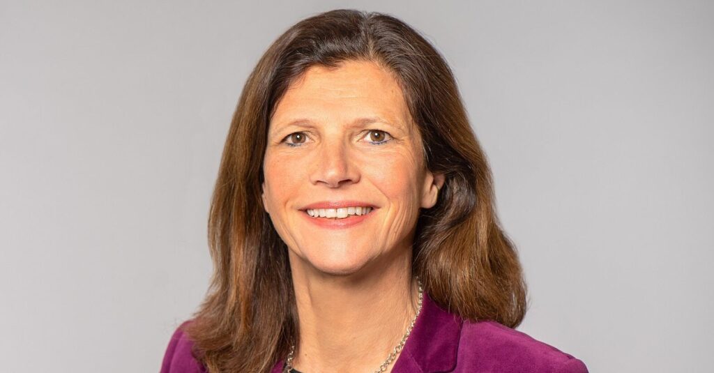 Profilbild von Prof. Dr. Jeanne Ruber, TUM Vizepräsidentin Globale Kommunikation und Public Engagement, sowie MCube Co-Direktorin und Mitglied des MCube Strategieteams.
